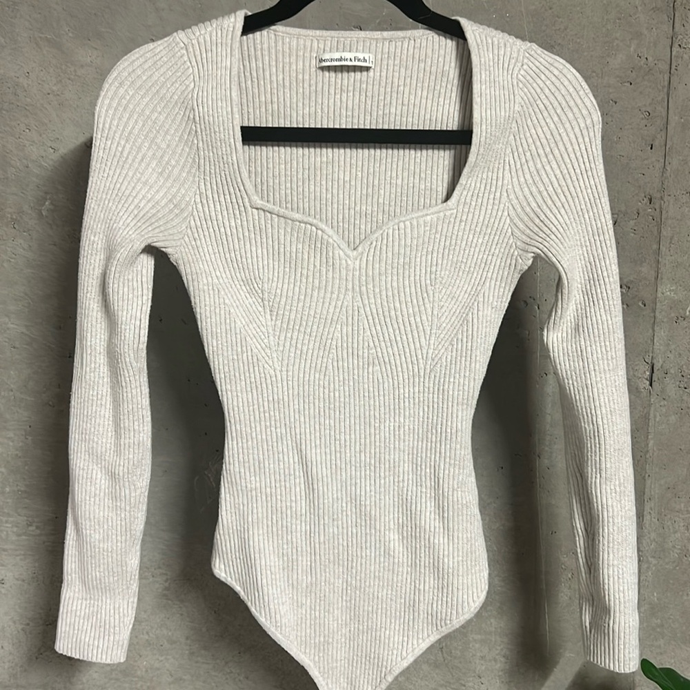 Abercrombie &  Fitch Ribbed Bodysuit Size M